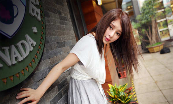 蚌埠想找一个女性生孩子给报酬-｛找个女人生孩子多少钱｝